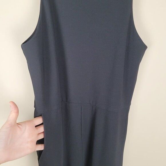Aritzia Babaton Size 4 Mikey Jumpsuit Wide Leg Crop Sleeveless Stretch Black - Picture 8 of 12